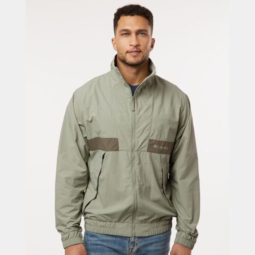 Men's Spire Valley™ Windbreaker Thumbnail