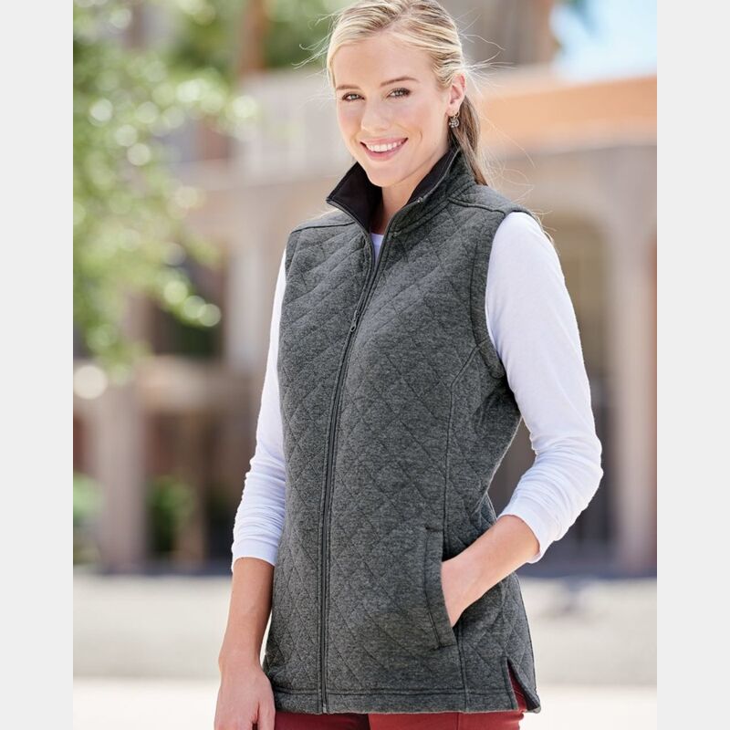 Women’s Quilted Full-Zip Vest Thumbnail